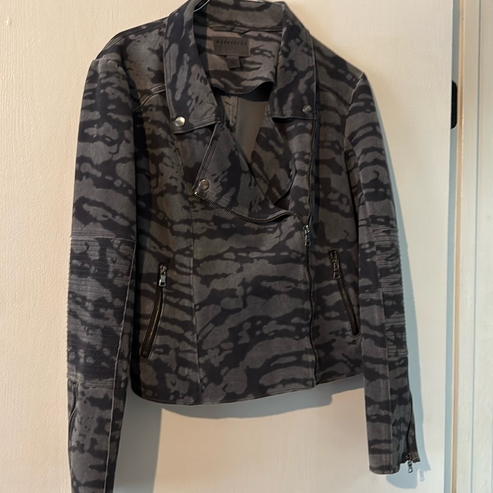Womens size L zip jacket